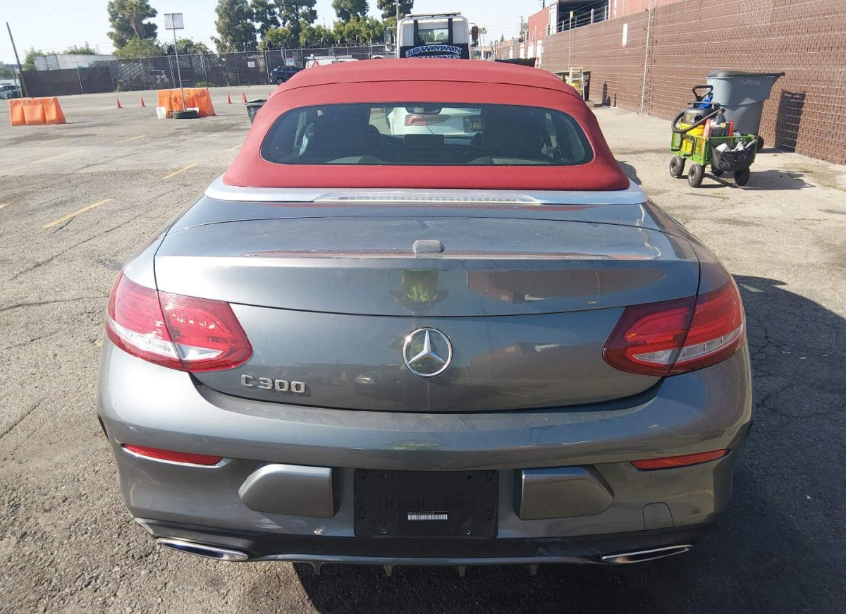 Mercedes-Benz C 300