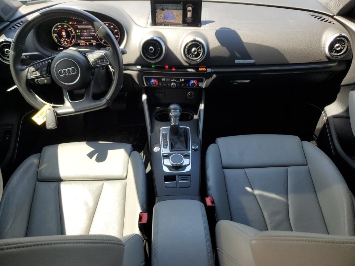 Audi A3 E-TRON PREMIUM PLUS