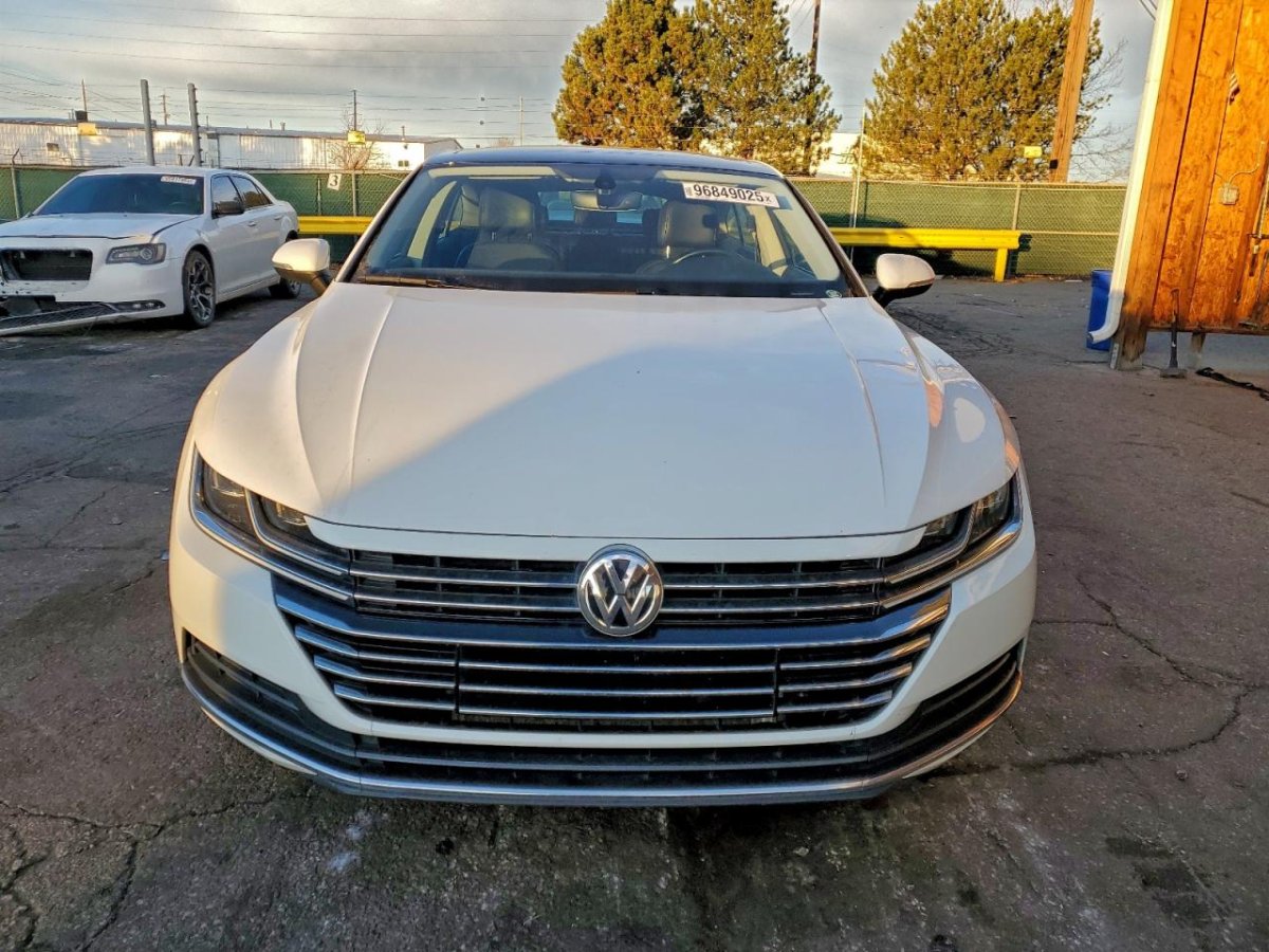 Volkswagen Arteon, Sel
