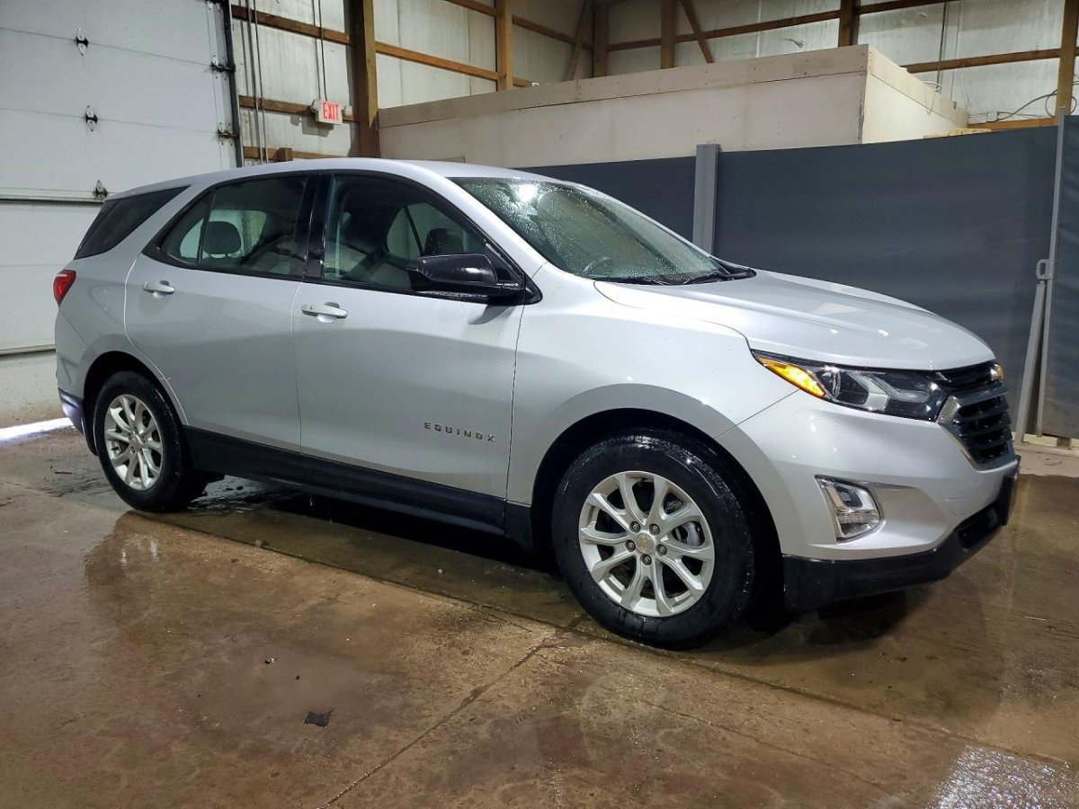 Chevrolet Equinox, LS