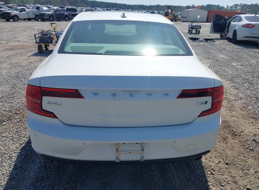 Volvo S90 T5 MOMENTUM