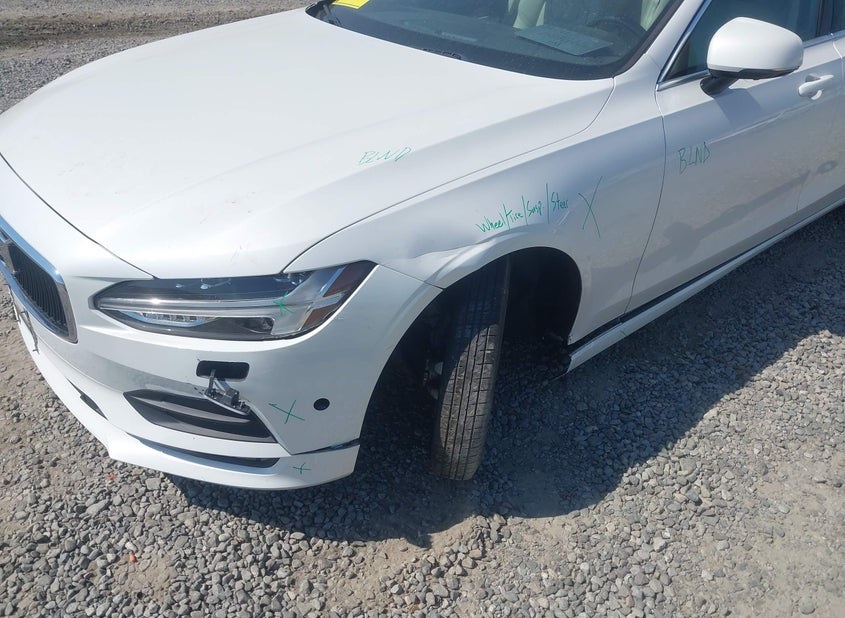Volvo S90 T5 MOMENTUM
