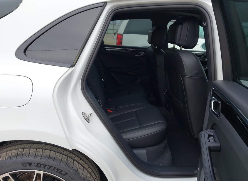 Porsche MACAN T