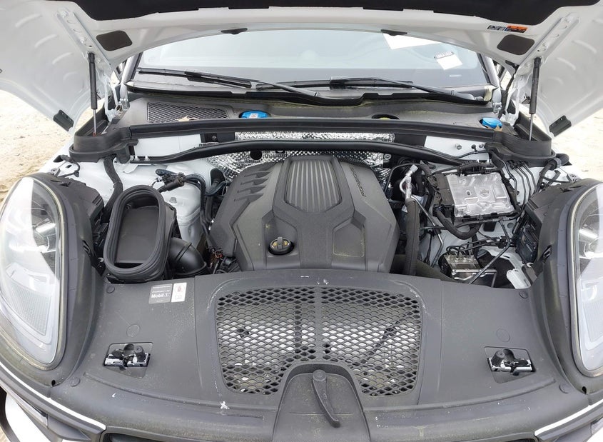 Porsche MACAN T