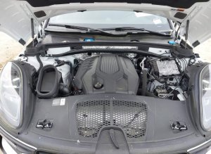 Porsche MACAN T