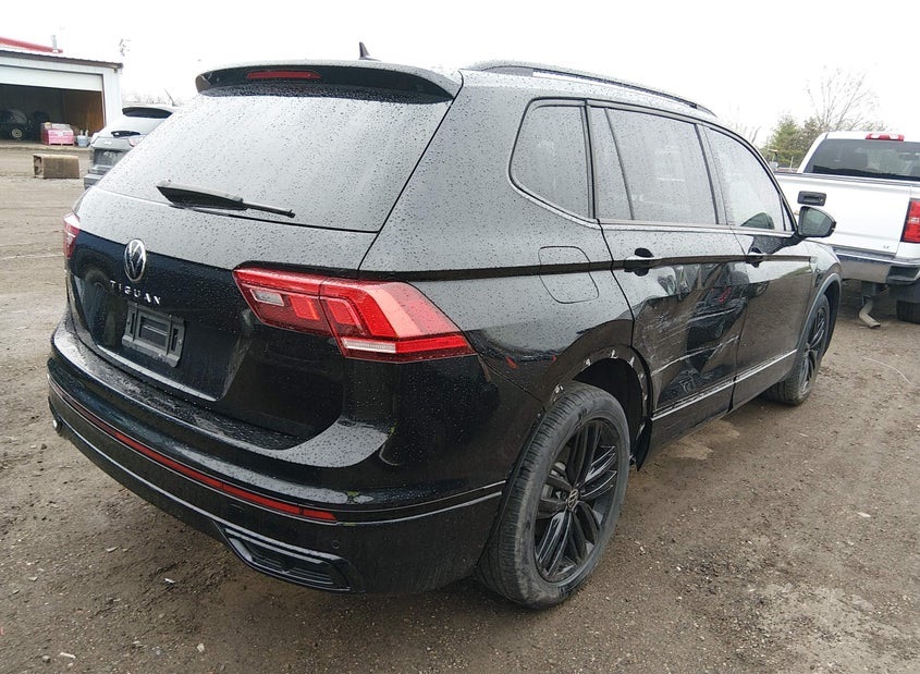Volkswagen TIGUAN 2.0T SE R-LINE BLACK
