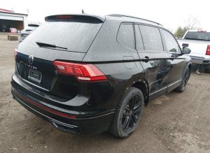Volkswagen TIGUAN 2.0T SE R-LINE BLACK