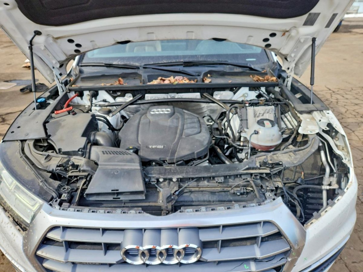 Audi Q5, Premium Plus
