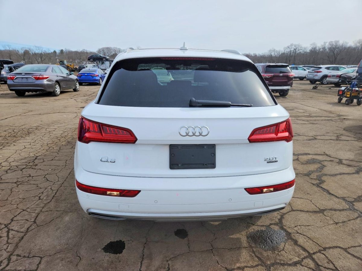 Audi Q5, Premium Plus