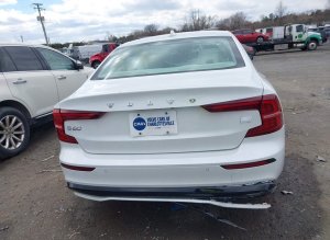 Volvo S60 Recharge Plug-In Hybrid, T8 Plus Dark Theme