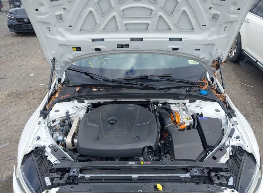Volvo S60 Recharge Plug-In Hybrid, T8 Plus Dark Theme