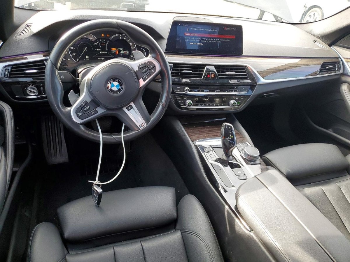 BMW 530E