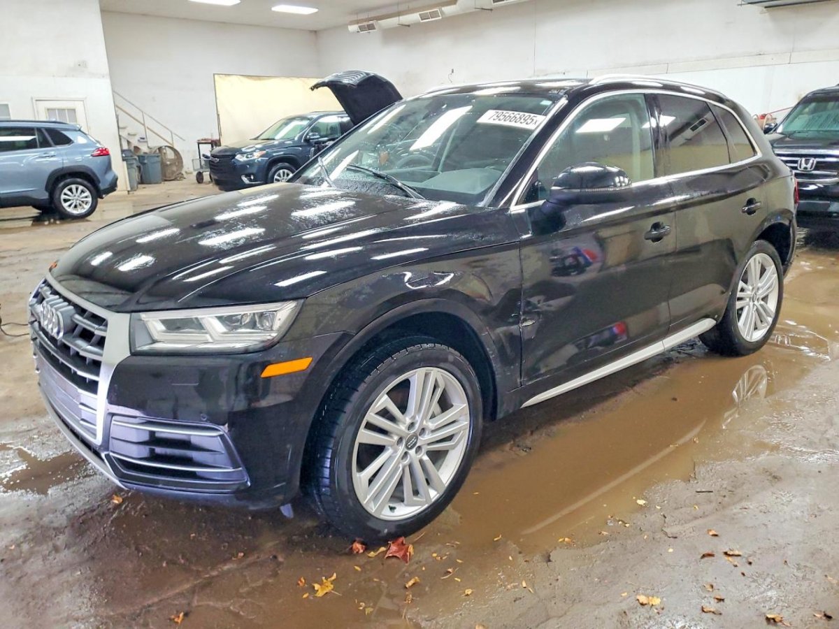 Audi Q5, Premium Plus