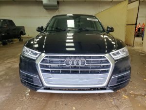 Audi Q5, Premium Plus