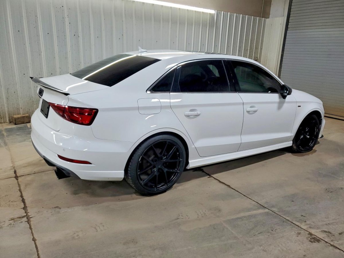 Audi A3, Premium Plus