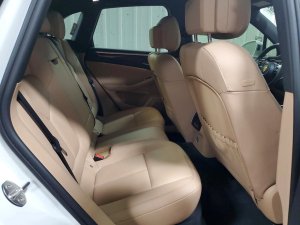 Porsche MACAN BASE