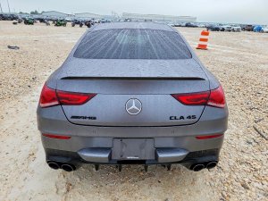Mercedes-Benz CLA 45 AMG