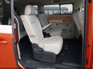 Volkswagen ID. BUZZ PRO S PLUS WITH 4MOTION