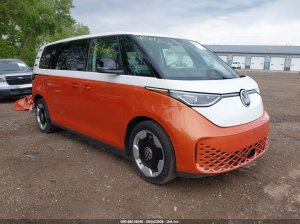 Volkswagen ID. BUZZ PRO S PLUS WITH 4MOTION