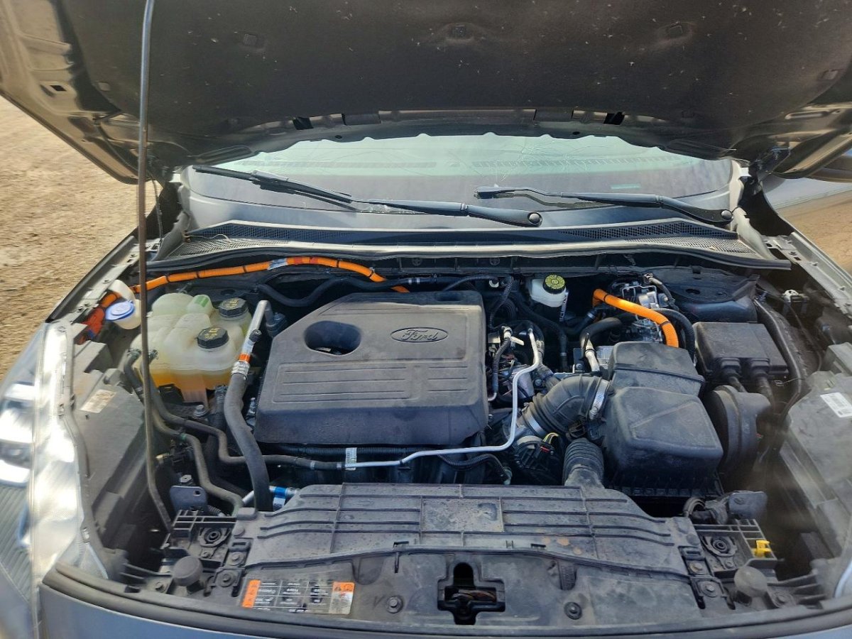 Ford Escape, Titanium
