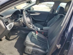 Audi A4, Premium