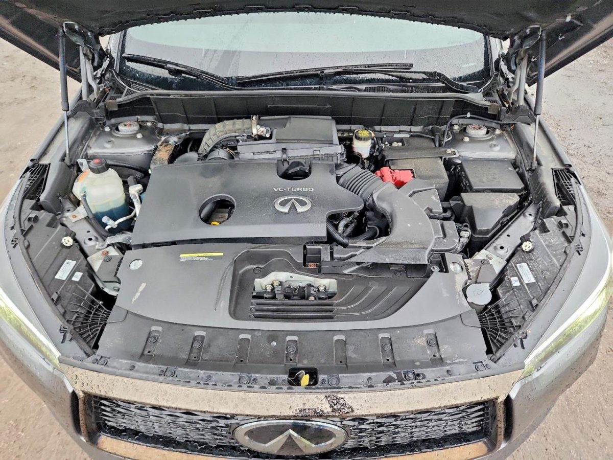 Infiniti QX50, Essential