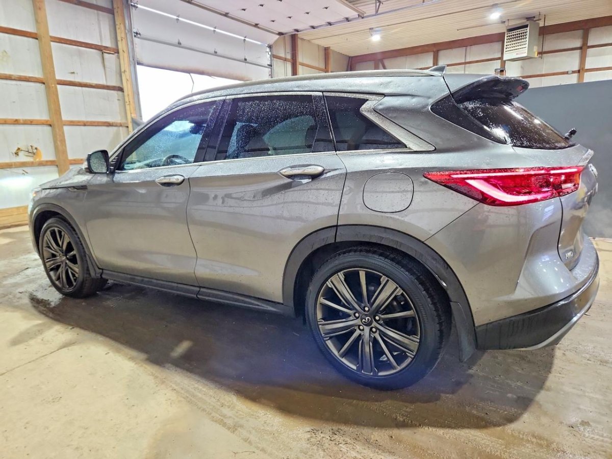 Infiniti QX50, Essential