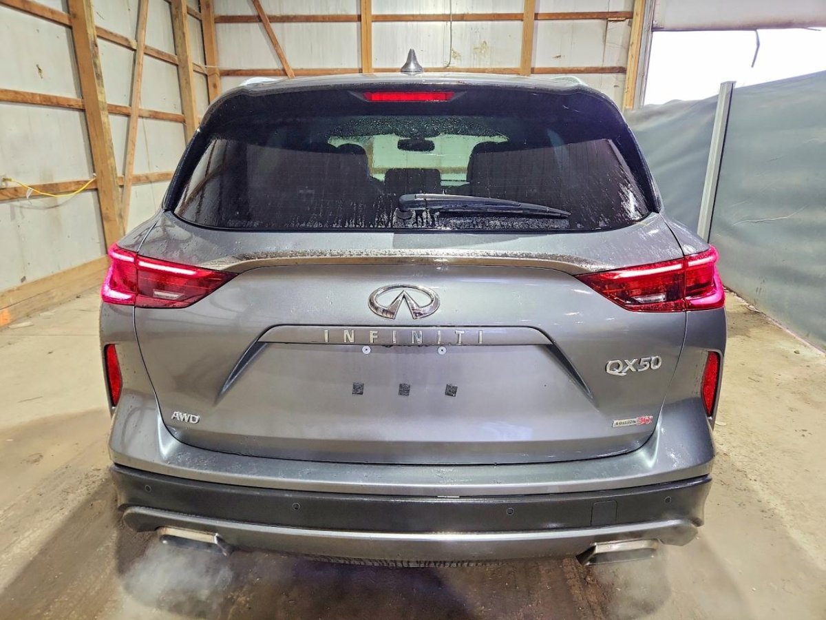 Infiniti QX50, Essential
