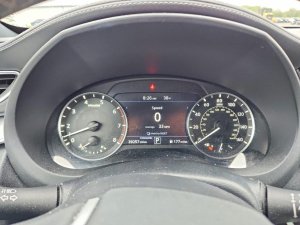 Infiniti QX50, Essential