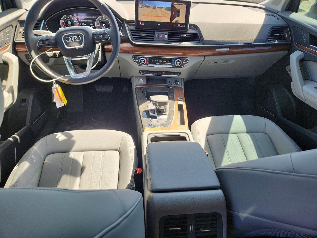 Audi Q5, Premium Plus 45