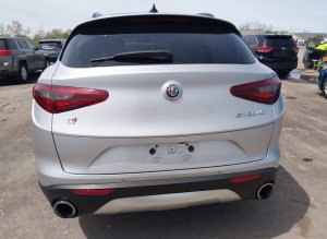 Alfa Romeo Stelvio, Ti Sport Awd