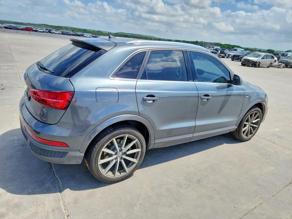 Audi Q3 PREMIUM PLUS