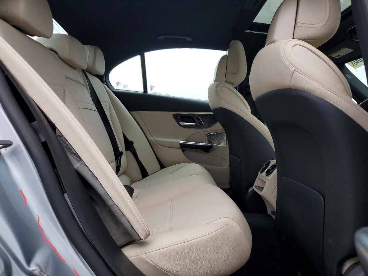 Mercedes-Benz C 300 4MATIC