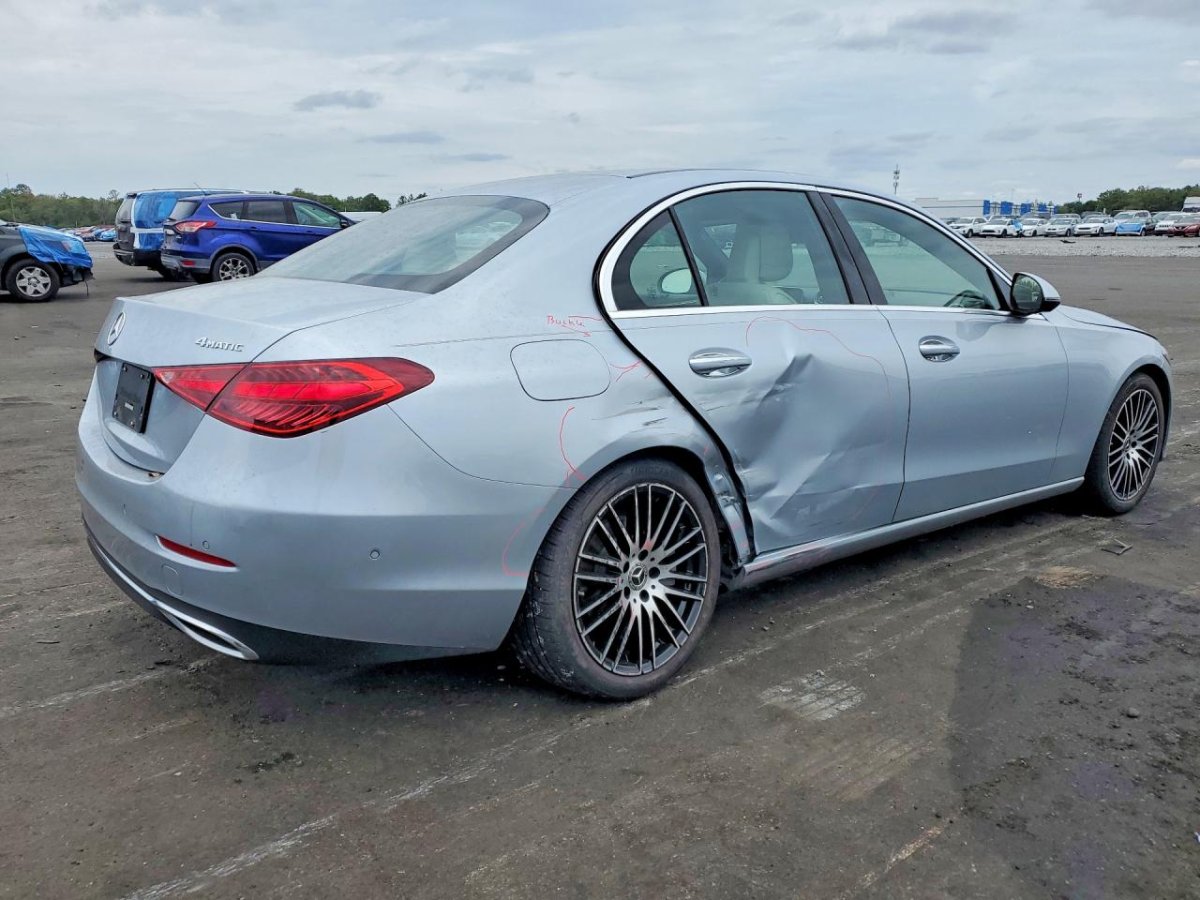 Mercedes-Benz C 300 4MATIC