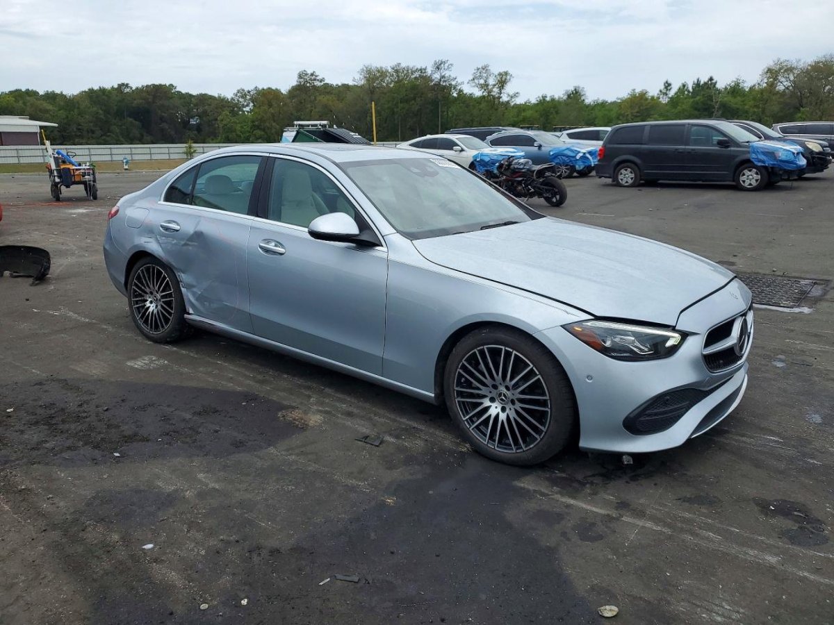 Mercedes-Benz C 300 4MATIC