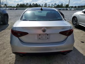 Alfa Romeo GIULIA SPORT
