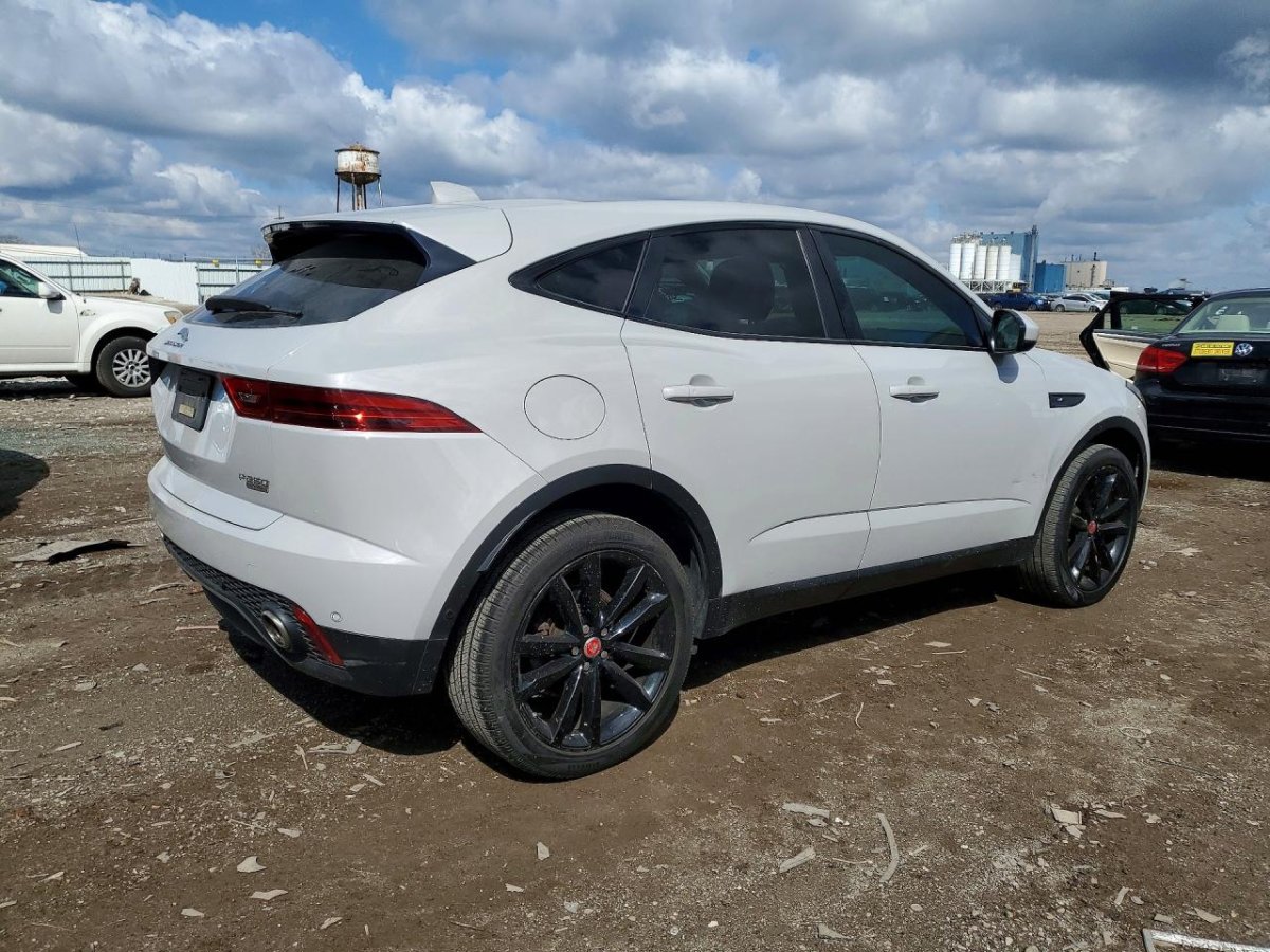 Jaguar E-PACE SE