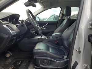 Jaguar E-PACE SE