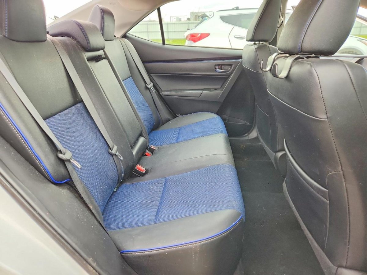 Toyota Corolla SE