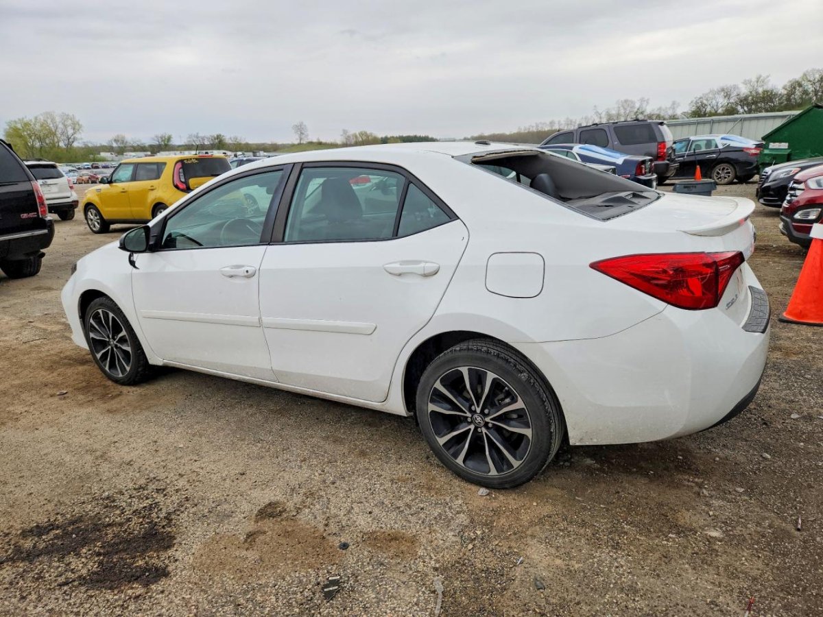 Toyota Corolla SE