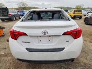 Toyota Corolla SE