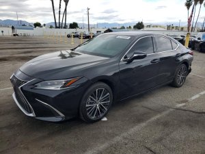 Lexus ES 300H BASE