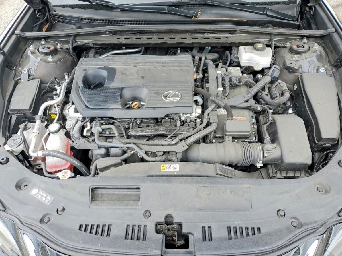 Lexus ES 300H BASE