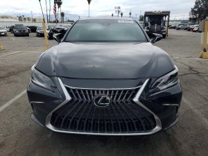 Lexus ES 300H BASE