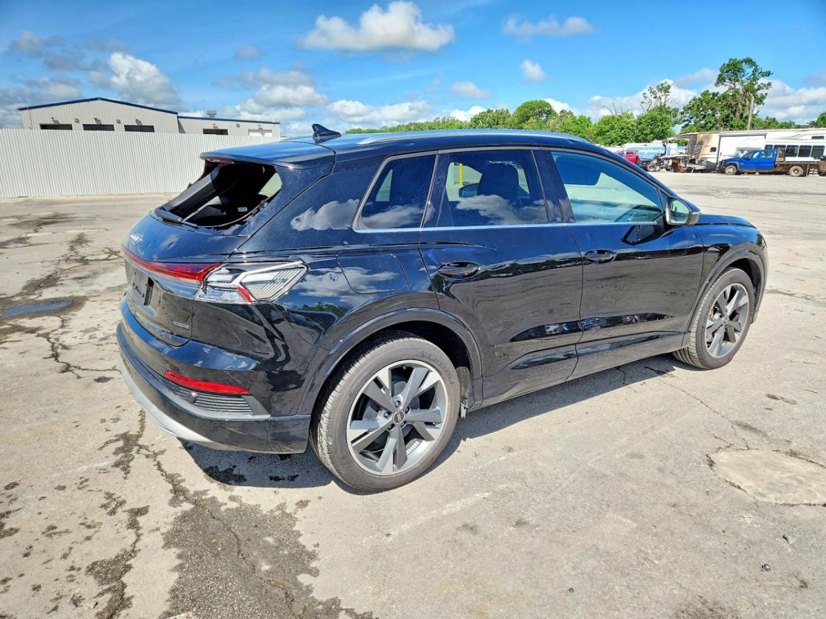 Audi Q4 E-TRON PREMIUM