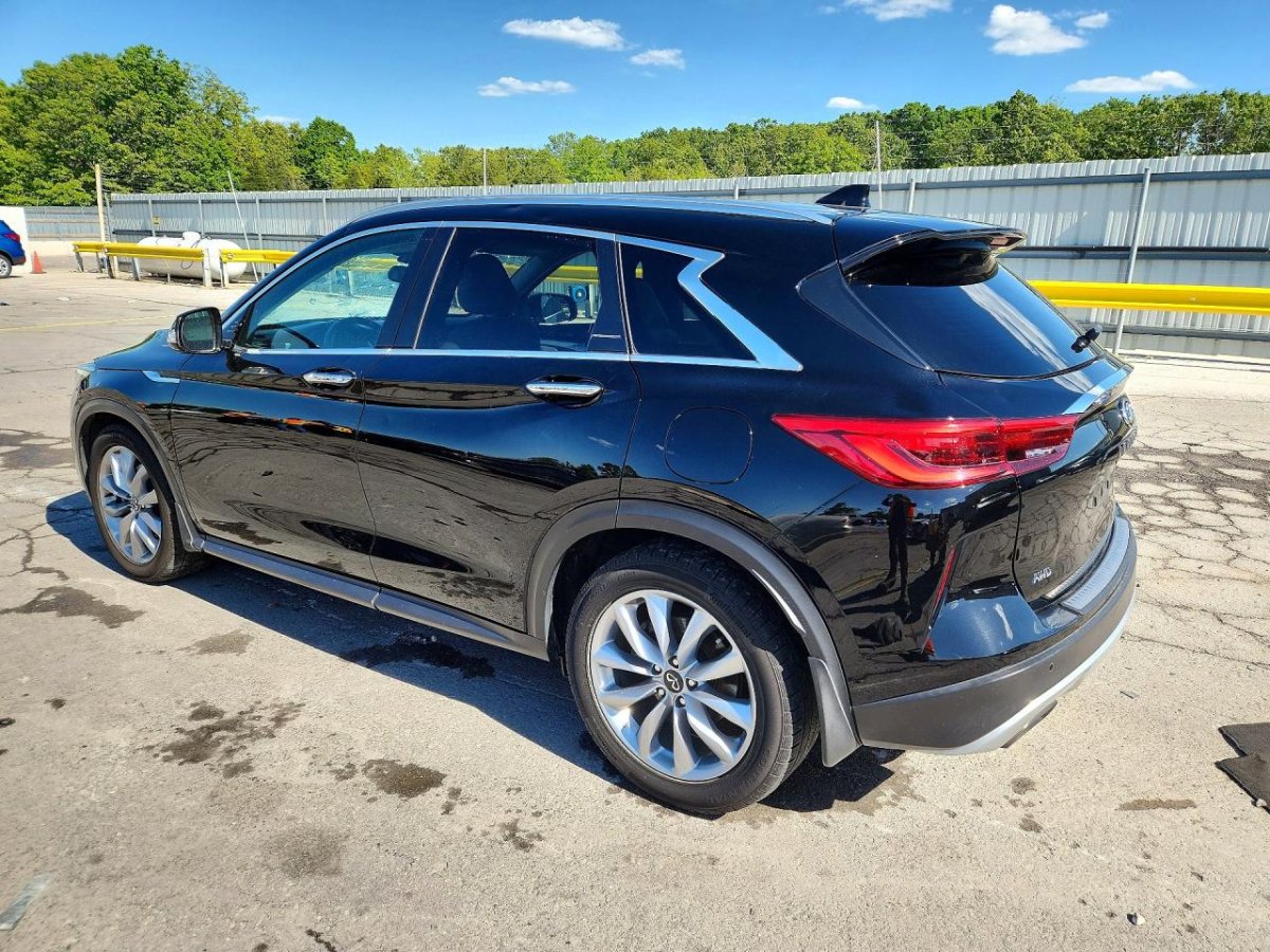 Infiniti QX50, Essential