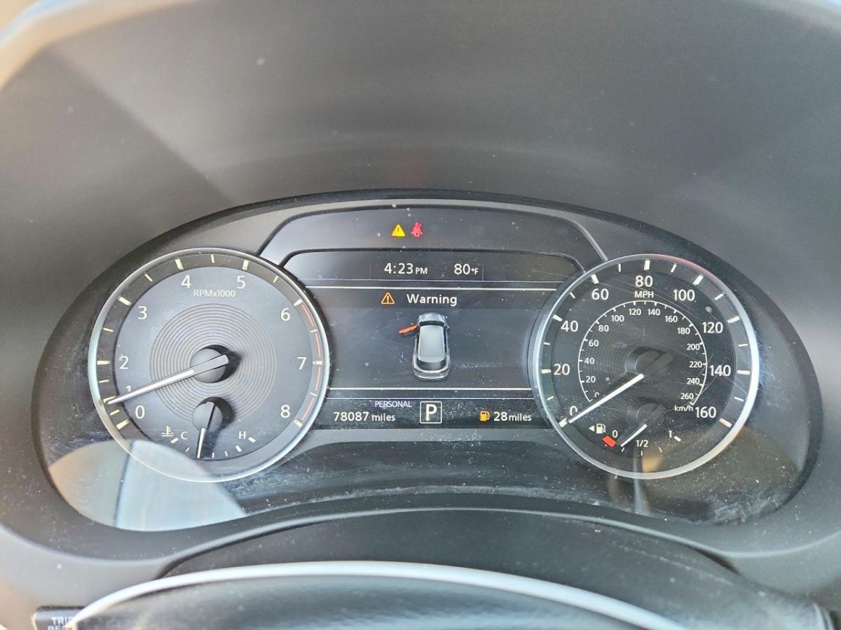 Infiniti QX50, Essential