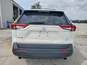 Toyota RAV4 XLE PREMIUM