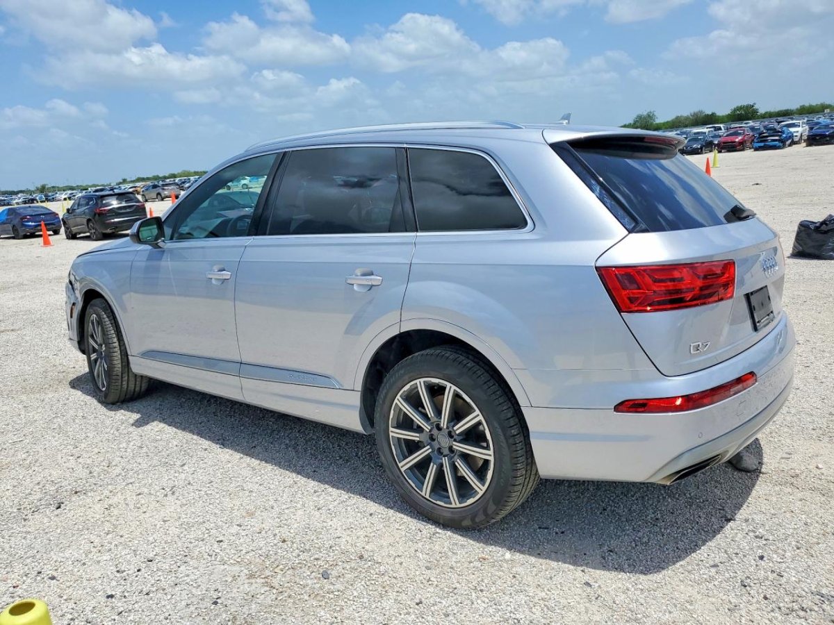 Audi Q7, Premium