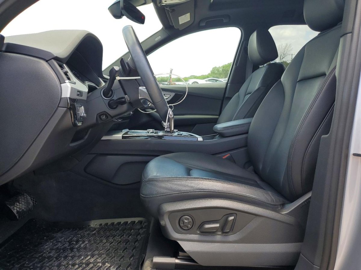 Audi Q7, Premium